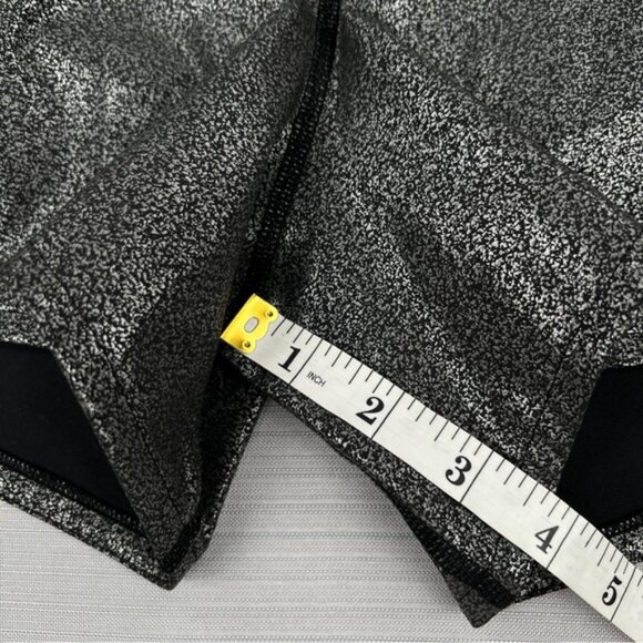 RARE Print! Lululemon Speed Up Short *4" Foil Sz. 4 Wide Leg Lined - Like New! - Picture 7 of 13